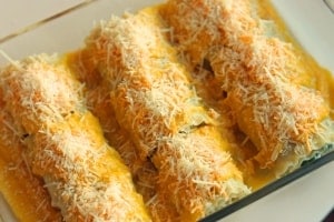 Butternut Squash and Kale Roll-ups. DINNER IDEA!! Cheesy and delicious, plus easy to make!